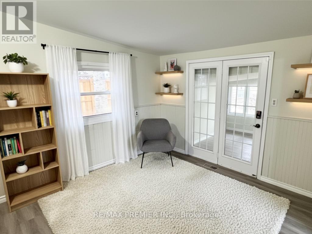 264 Delaware Avenue, Chatham-Kent, ON - Indoor