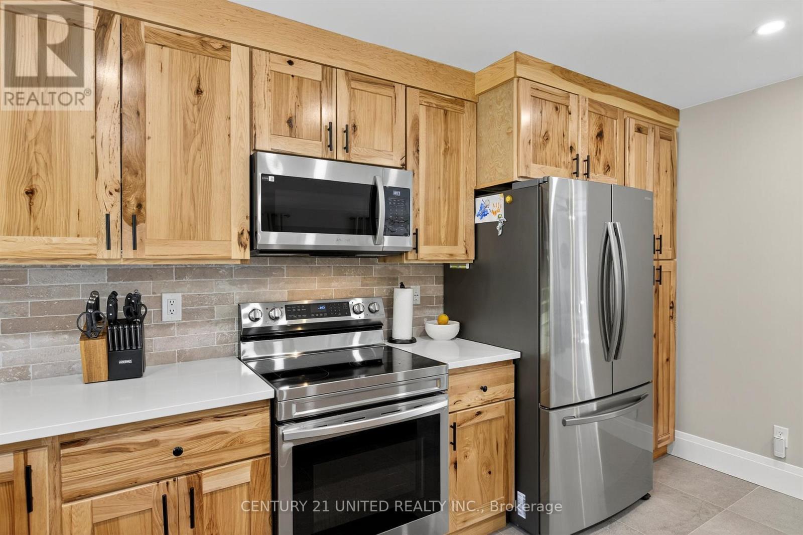 5 Fire Route 46, Trent Lakes, ON - Indoor Photo Showing Kitchen