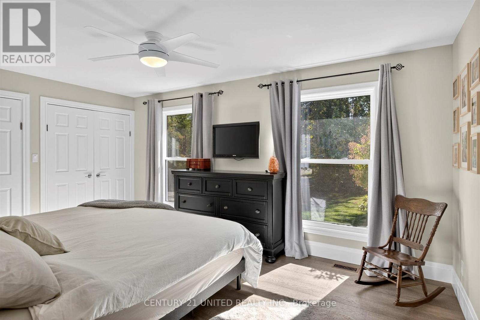 5 Fire Route 46, Trent Lakes, ON - Indoor Photo Showing Bedroom