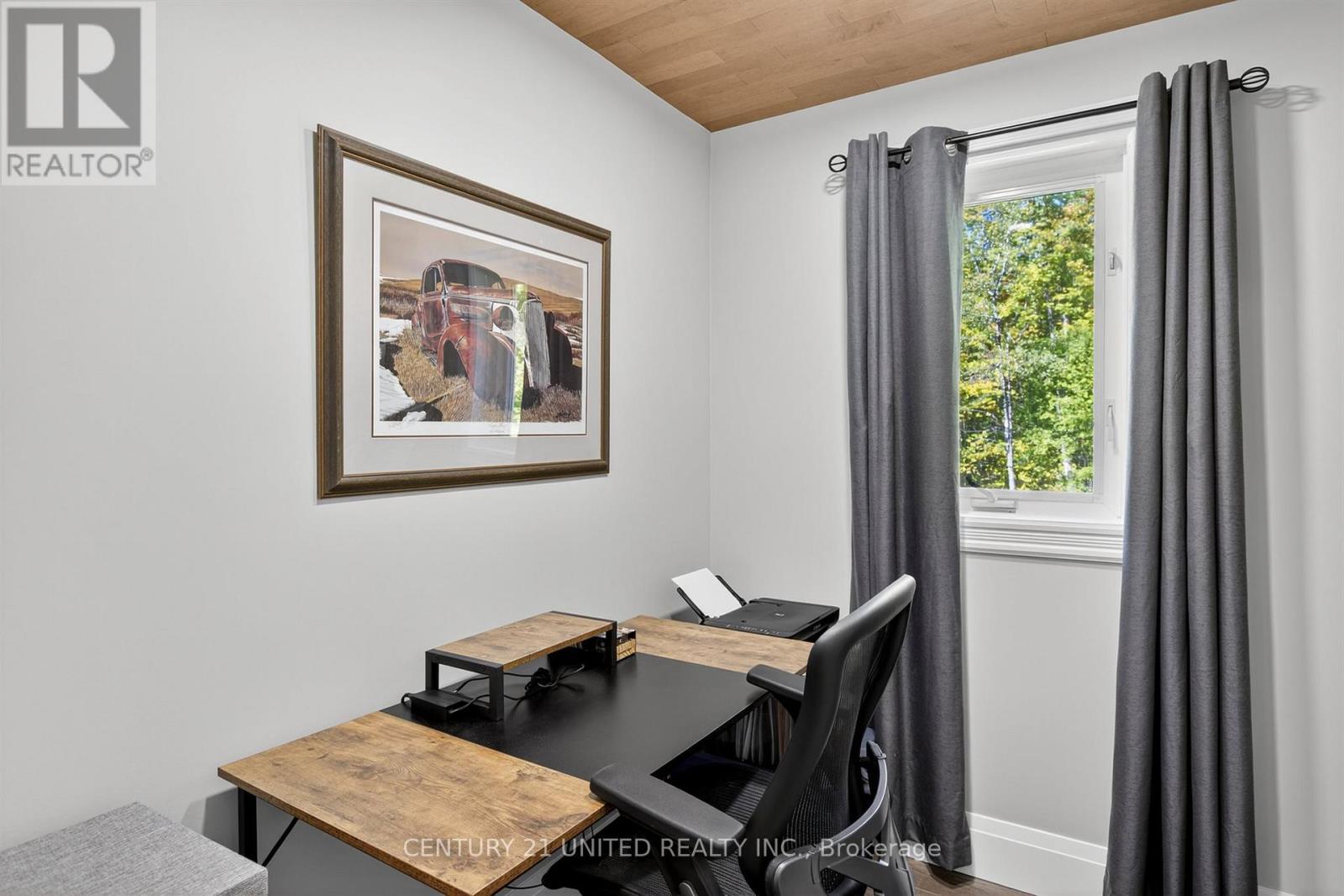 5 Fire Route 46, Trent Lakes, ON - Indoor Photo Showing Office