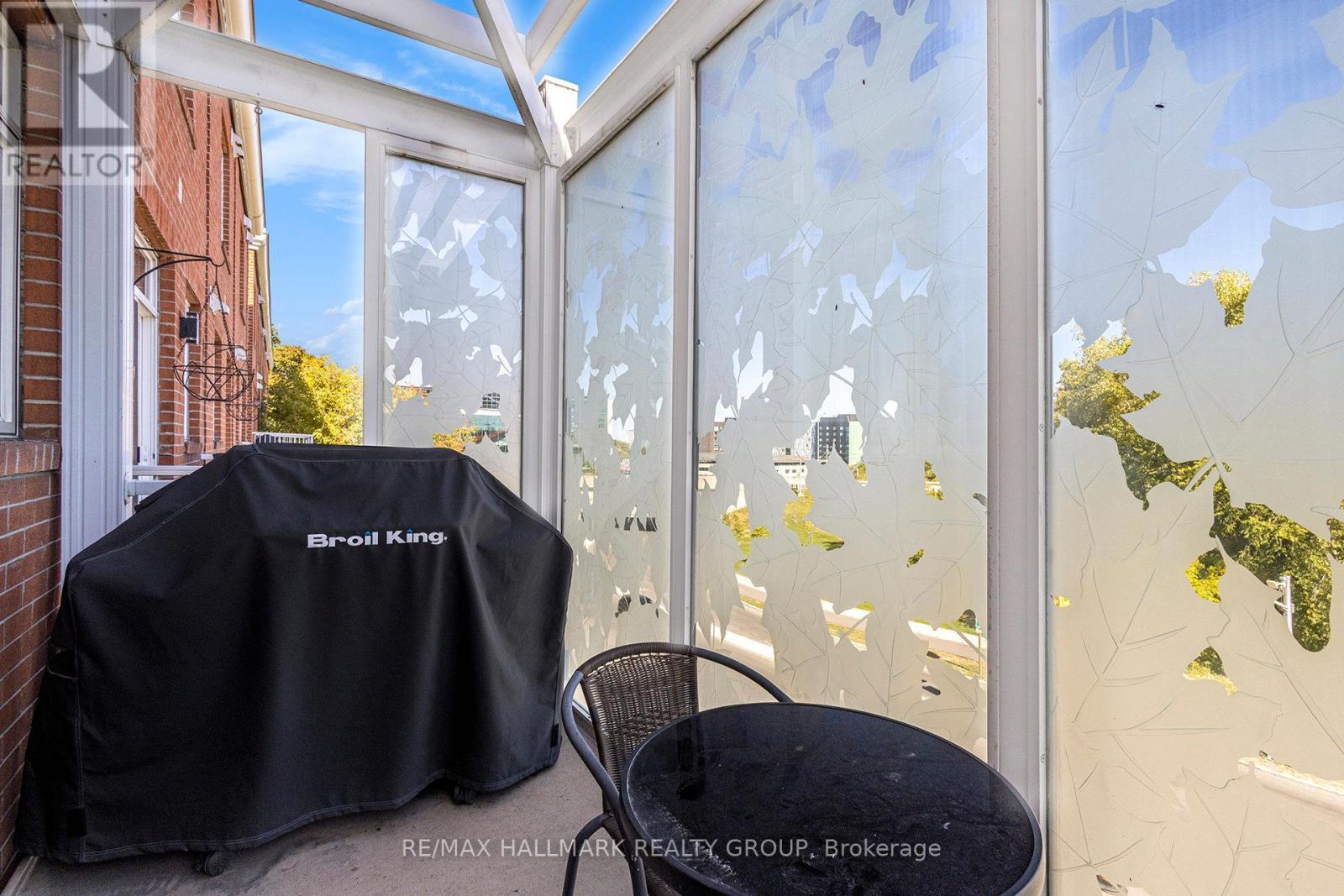 56 Kings Landing Private, Ottawa, ON - Indoor