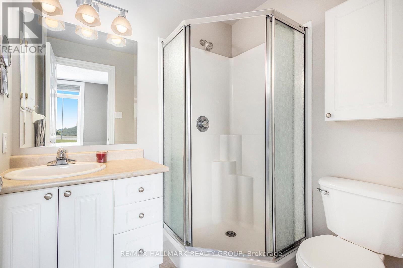 56 Kings Landing Private, Ottawa, ON - Indoor Photo Showing Bathroom