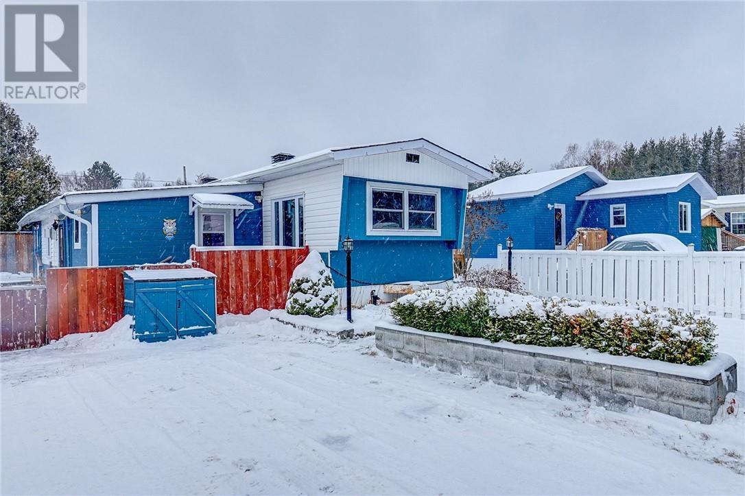 411 Black Lake Road Unit# 15, Lively, ON - Outdoor