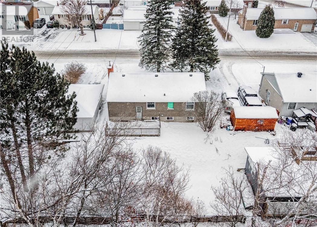 22 Sandra Street, Garson, ON - Outdoor