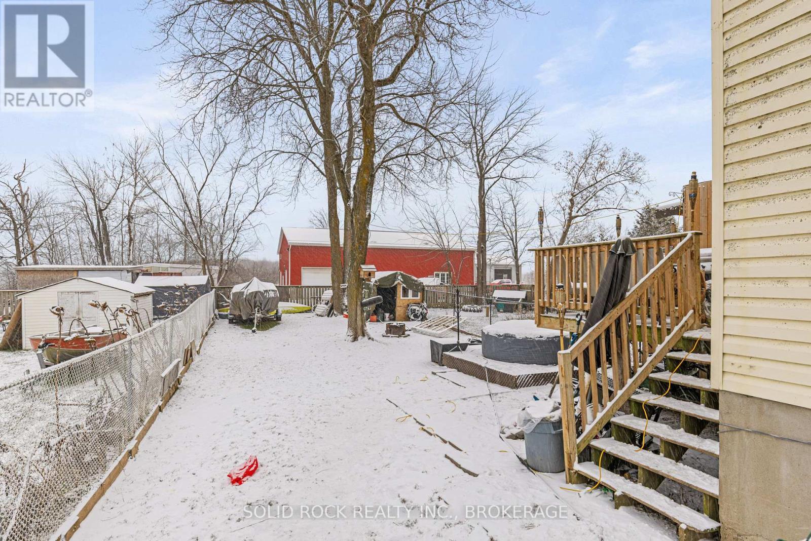 Unit 45 - rear yard - 43/45 Railway Street, Lansdowne Village, ON - Outdoor