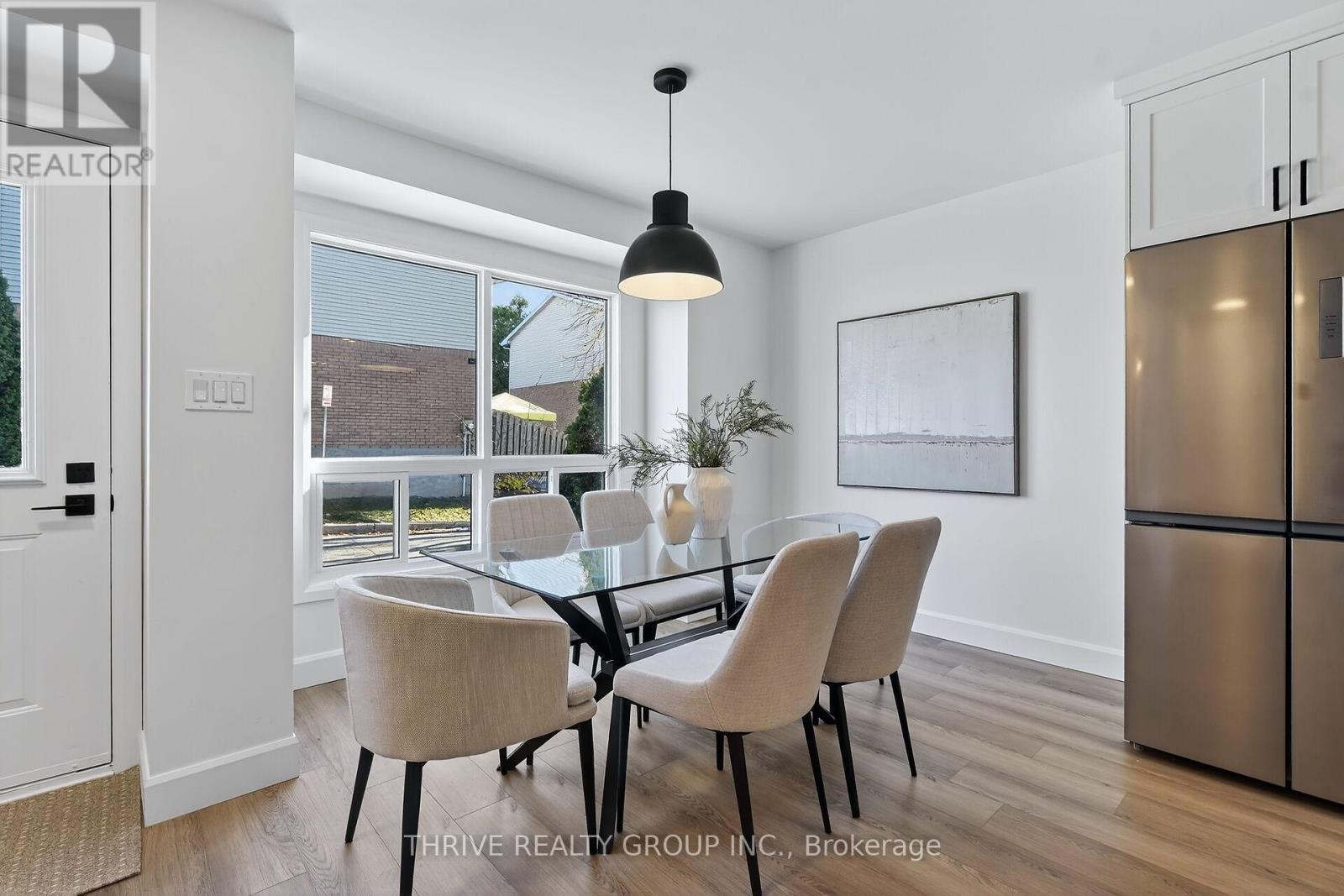 27 - 35 Waterman Avenue, London South (South R), ON - Indoor Photo Showing Dining Room