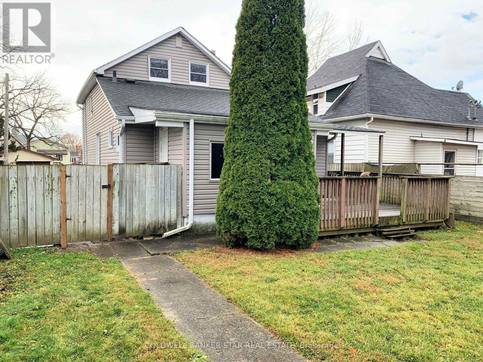 14 Antrim Street, St. Thomas, ON - Outdoor