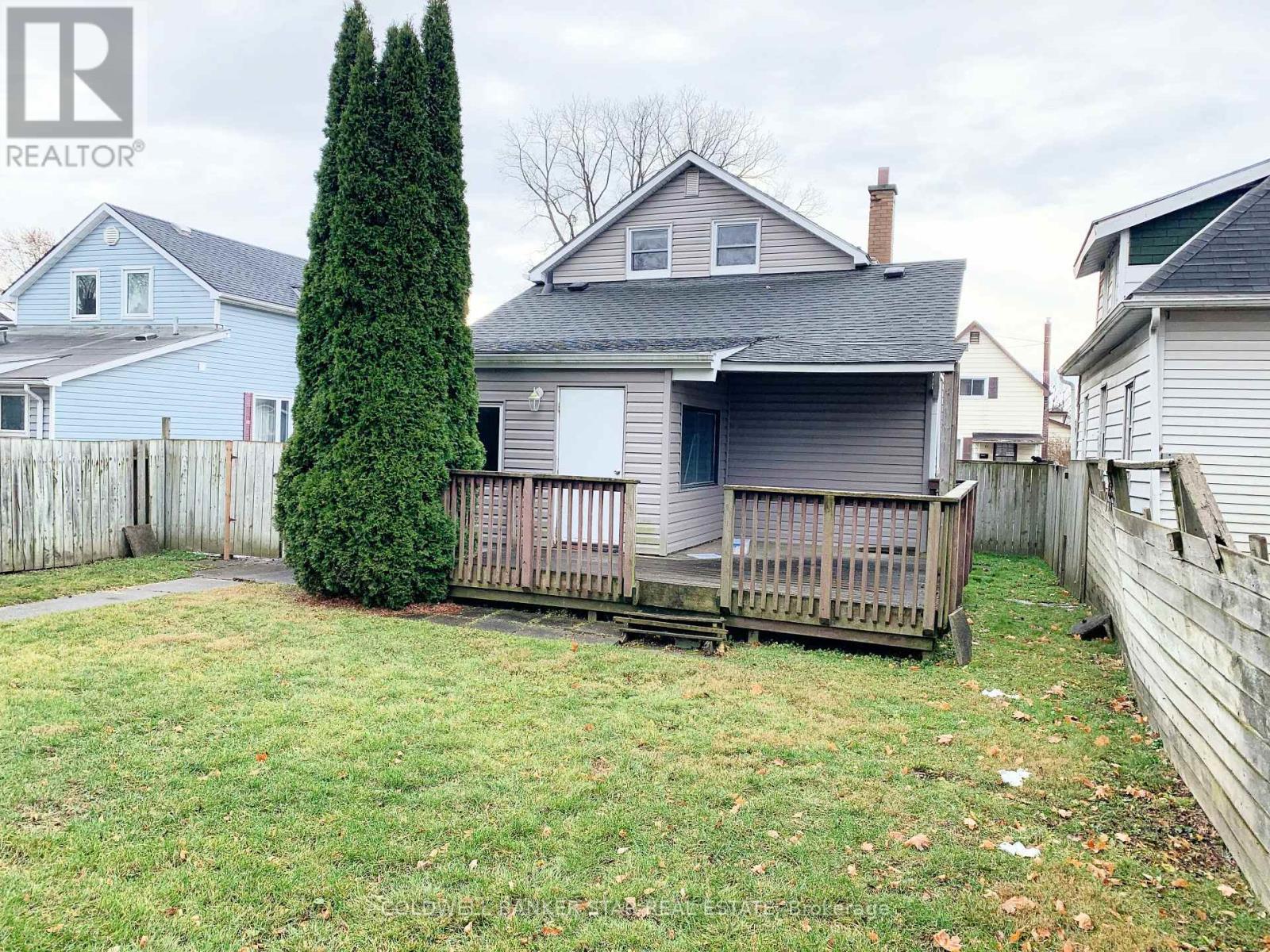 14 Antrim Street, St. Thomas, ON - Outdoor With Deck Patio Veranda