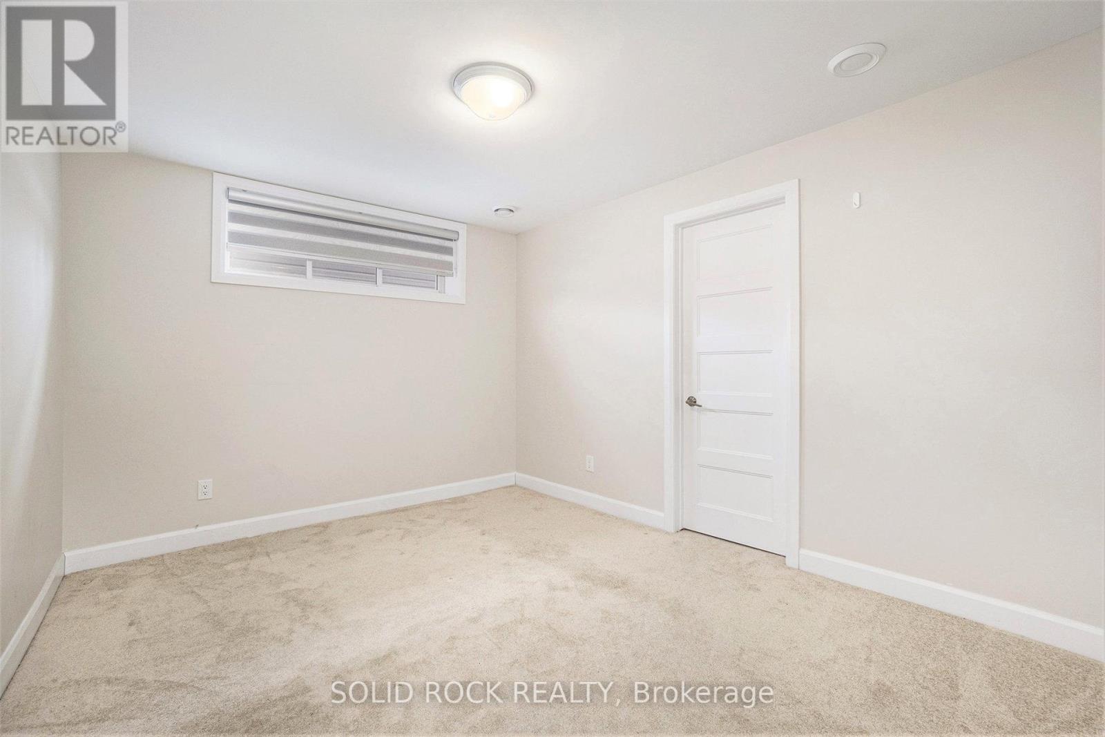 Basement Bedroom - 524 Lucent Street, Russell, ON - Indoor Photo Showing Other Room