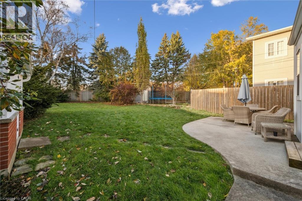 92 Borden Avenue N, Kitchener, ON - Outdoor