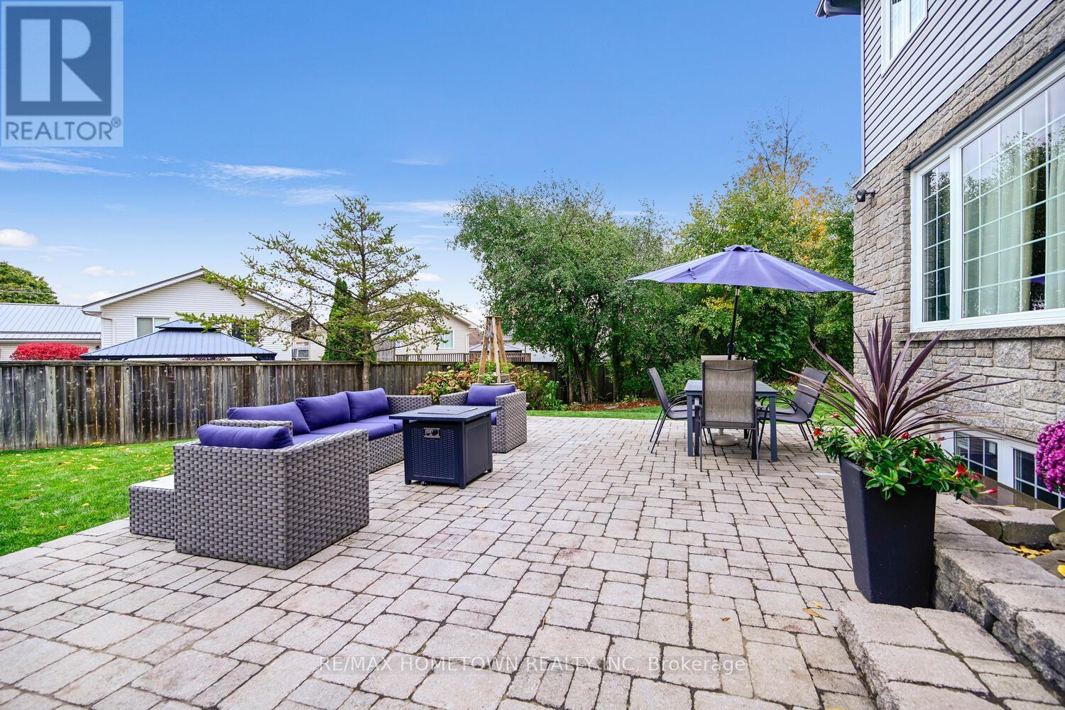 1337 Cuthbertson Avenue, Brockville, ON - Outdoor With Deck Patio Veranda