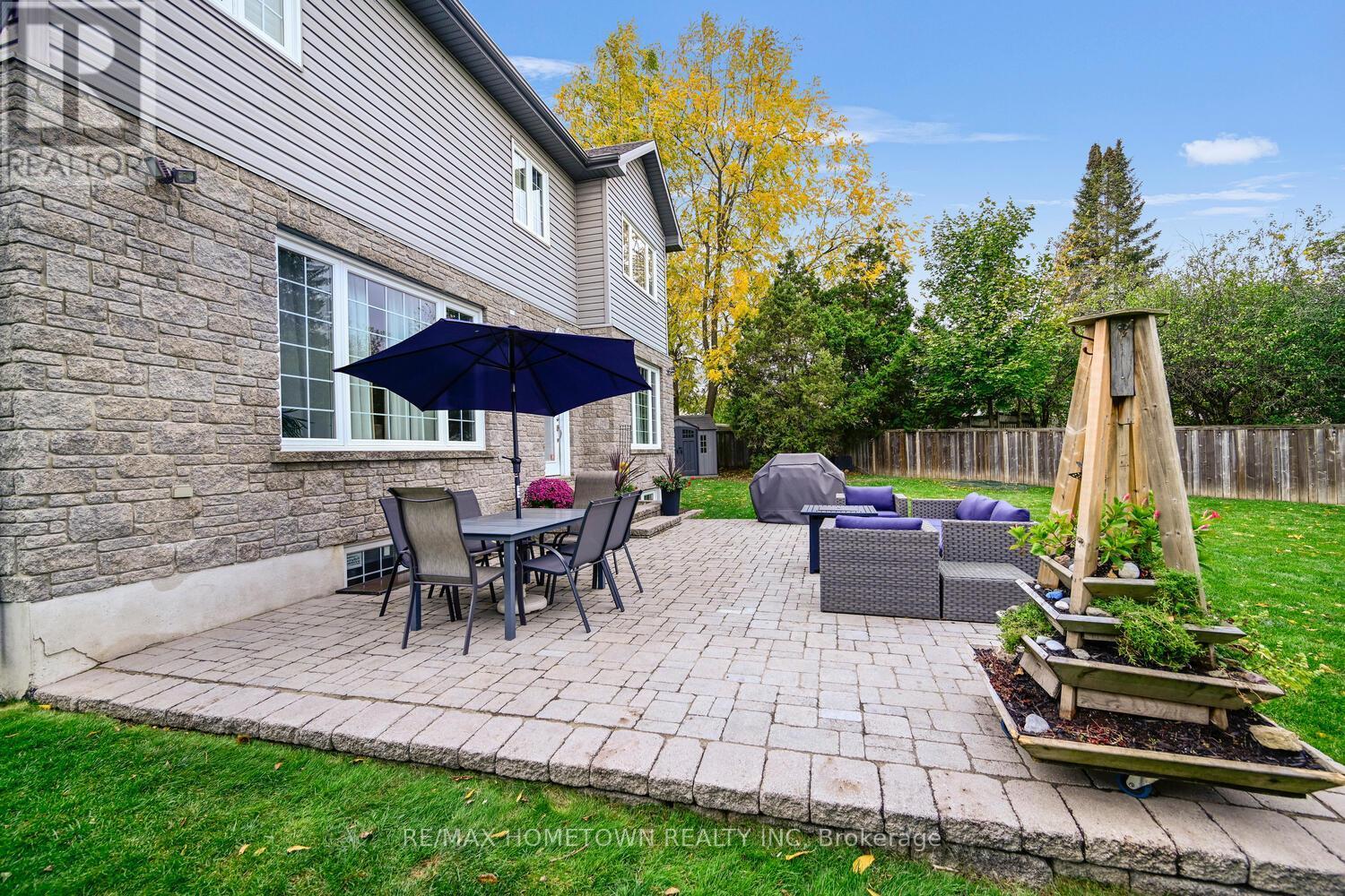 1337 Cuthbertson Avenue, Brockville, ON - Outdoor With Deck Patio Veranda With Exterior