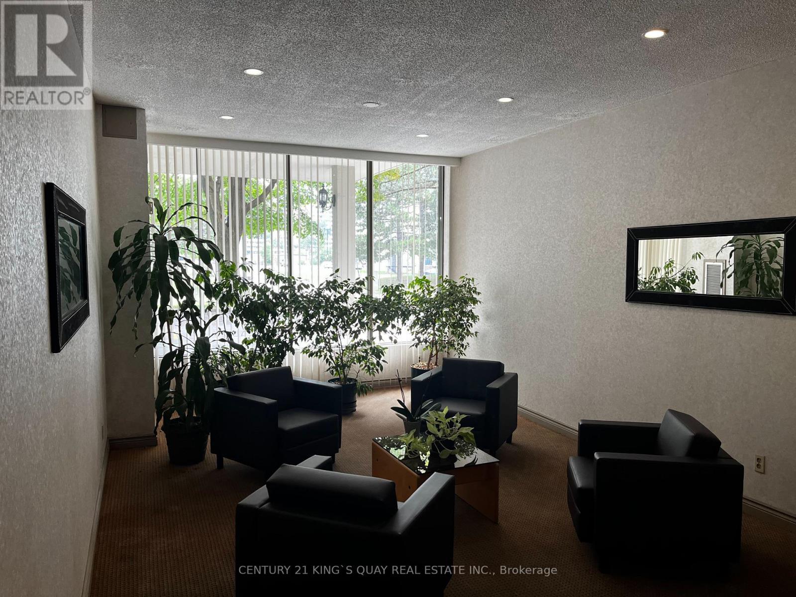 409 - 40 Bay Mills Boulevard, Toronto, ON - Indoor Photo Showing Other Room