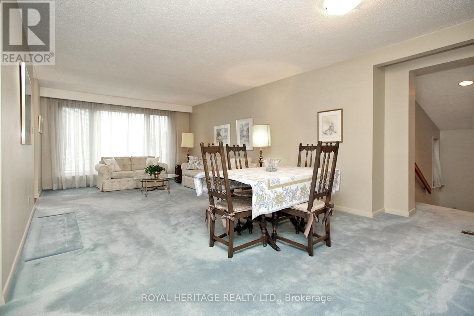 65 Bennett Road, Toronto, ON - Indoor Photo Showing Dining Room