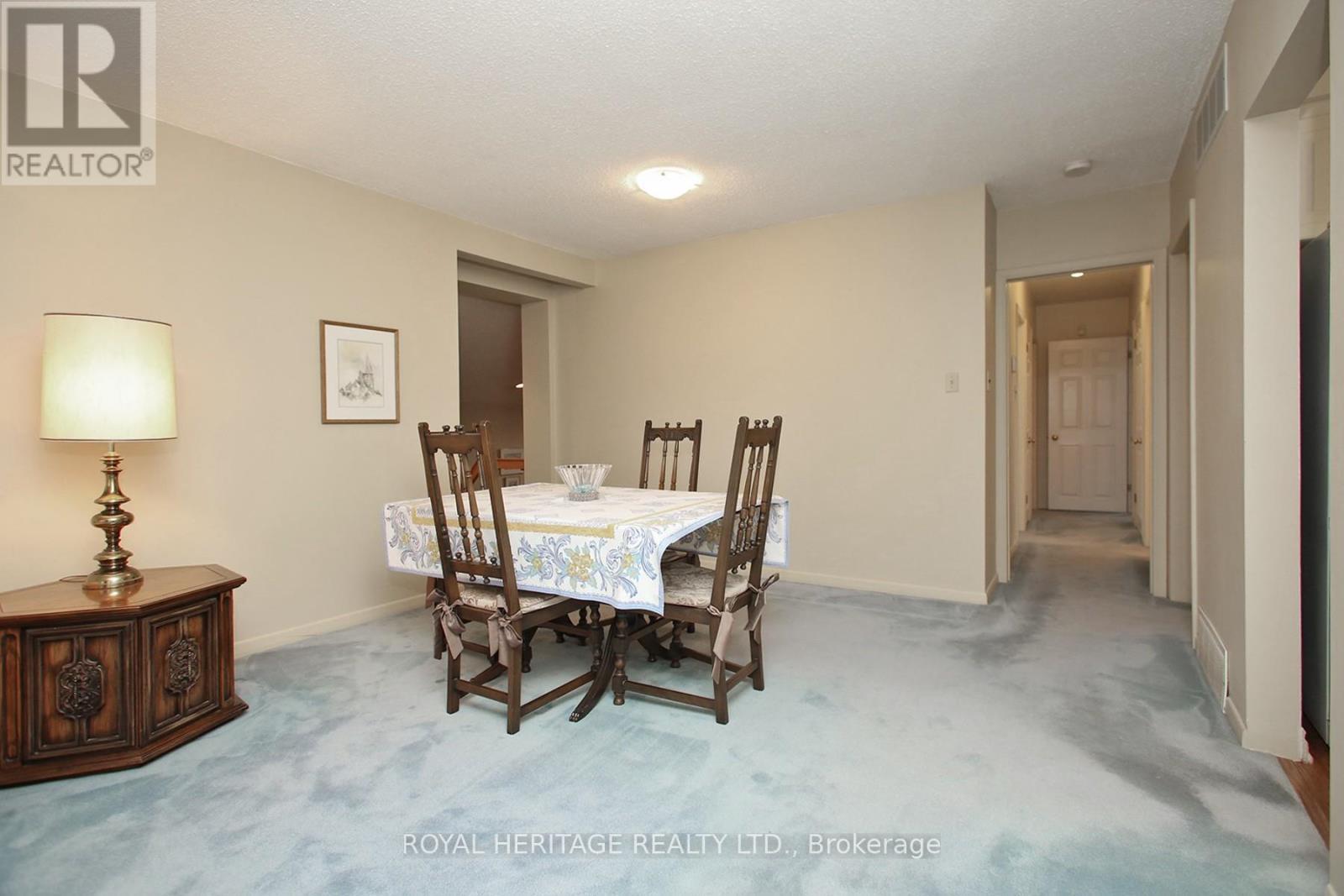 65 Bennett Road, Toronto, ON - Indoor Photo Showing Dining Room