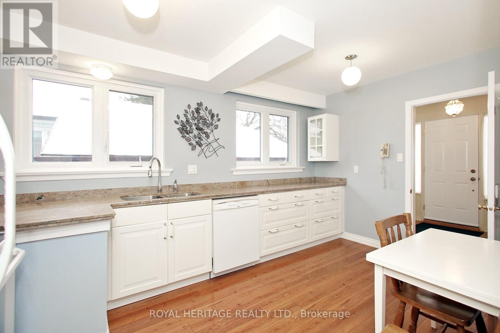 65 Bennett Road, Toronto, ON - Indoor Photo Showing Kitchen With Double Sink