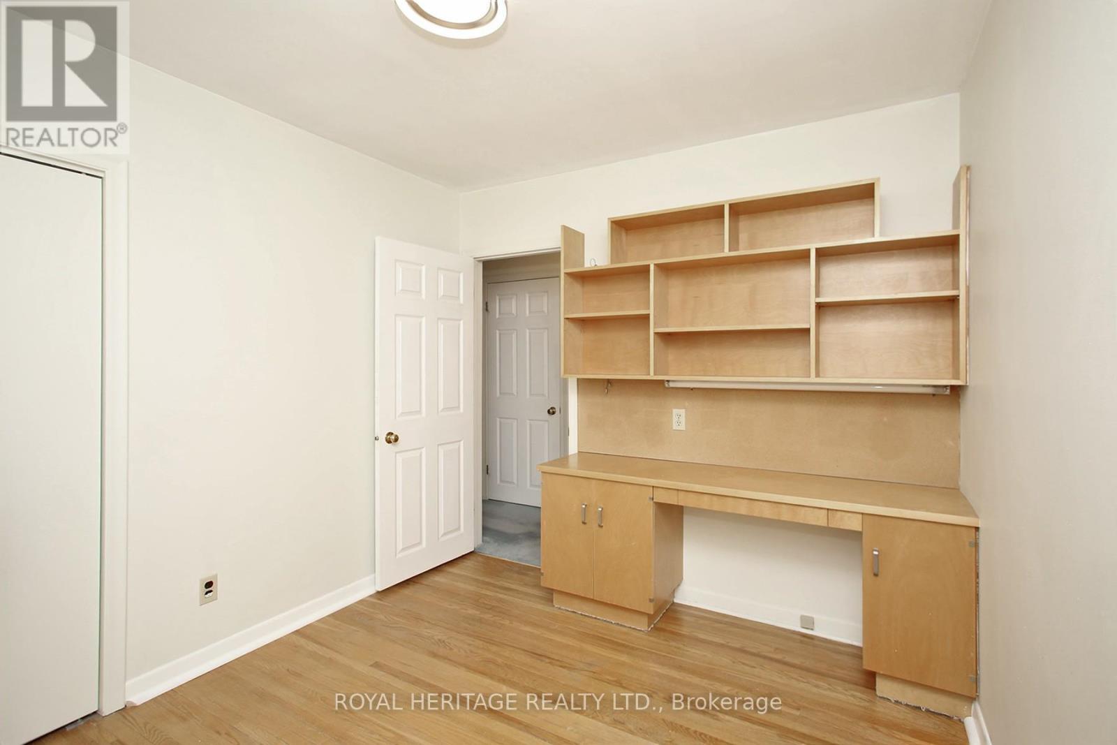 65 Bennett Road, Toronto, ON - Indoor Photo Showing Other Room