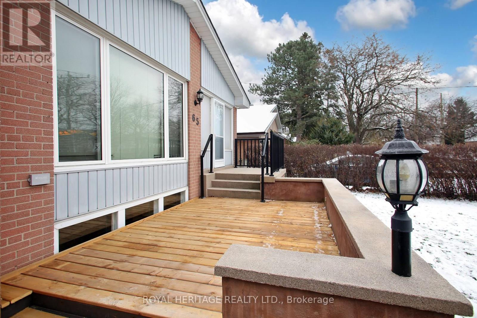 65 Bennett Road, Toronto, ON - Outdoor With Exterior