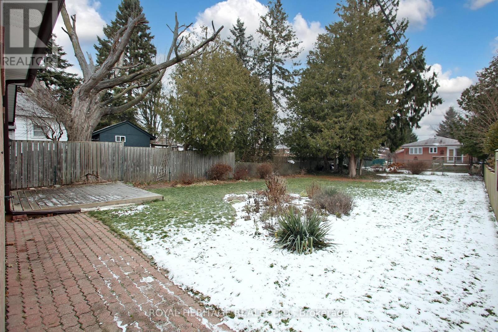 65 Bennett Road, Toronto, ON - Outdoor