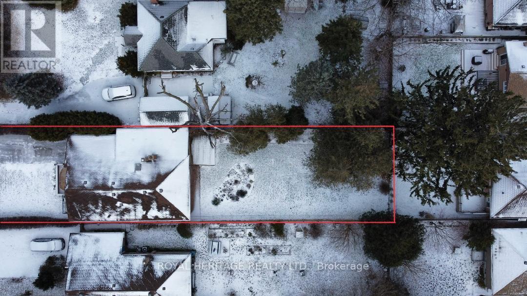 65 Bennett Road, Toronto, ON - Outdoor