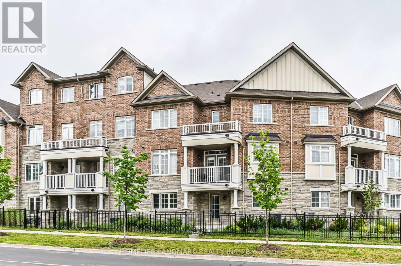 Bsmt - 154 Roy Grove Way, Markham, ON - Outdoor With Facade