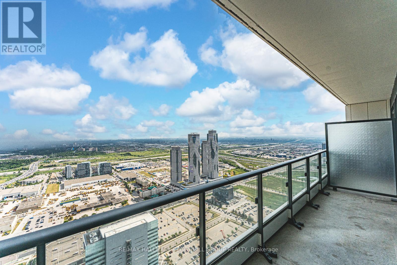 Ph05 - 5 Buttermill Avenue, Vaughan, ON - Outdoor With Balcony With View With Exterior