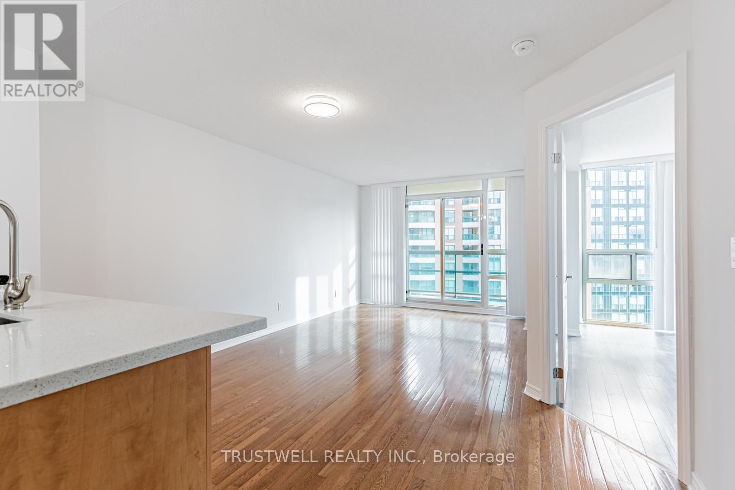 1803 - 503 Beecroft Road, Toronto, ON - Indoor Photo Showing Other Room