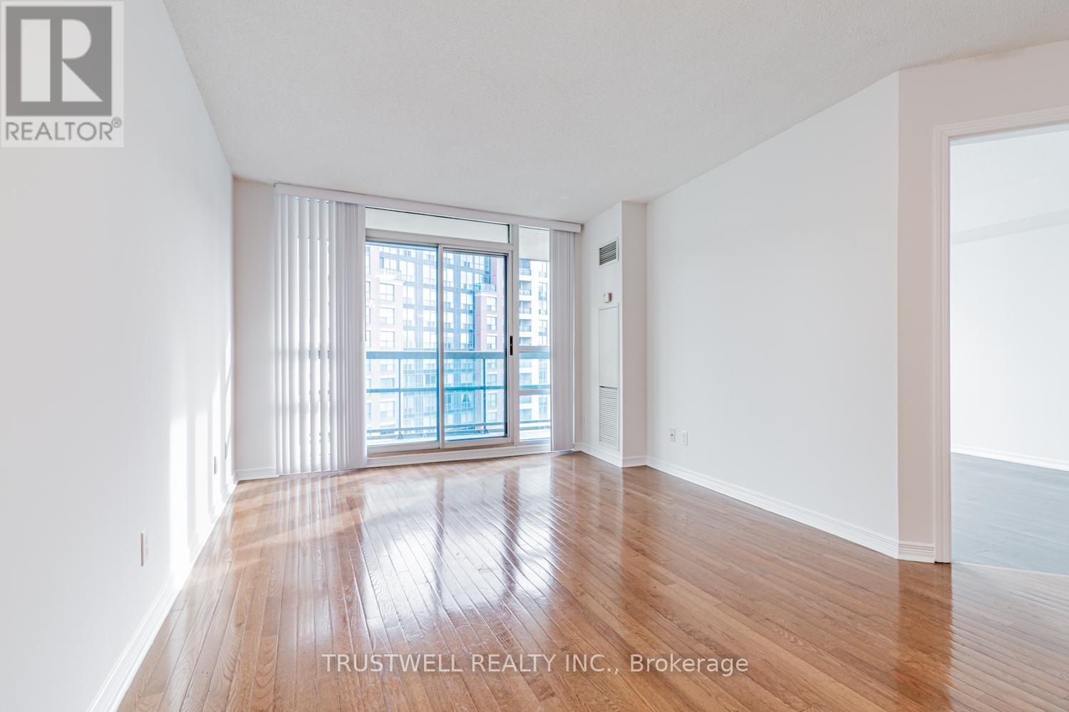 1803 - 503 Beecroft Road, Toronto, ON - Indoor Photo Showing Other Room