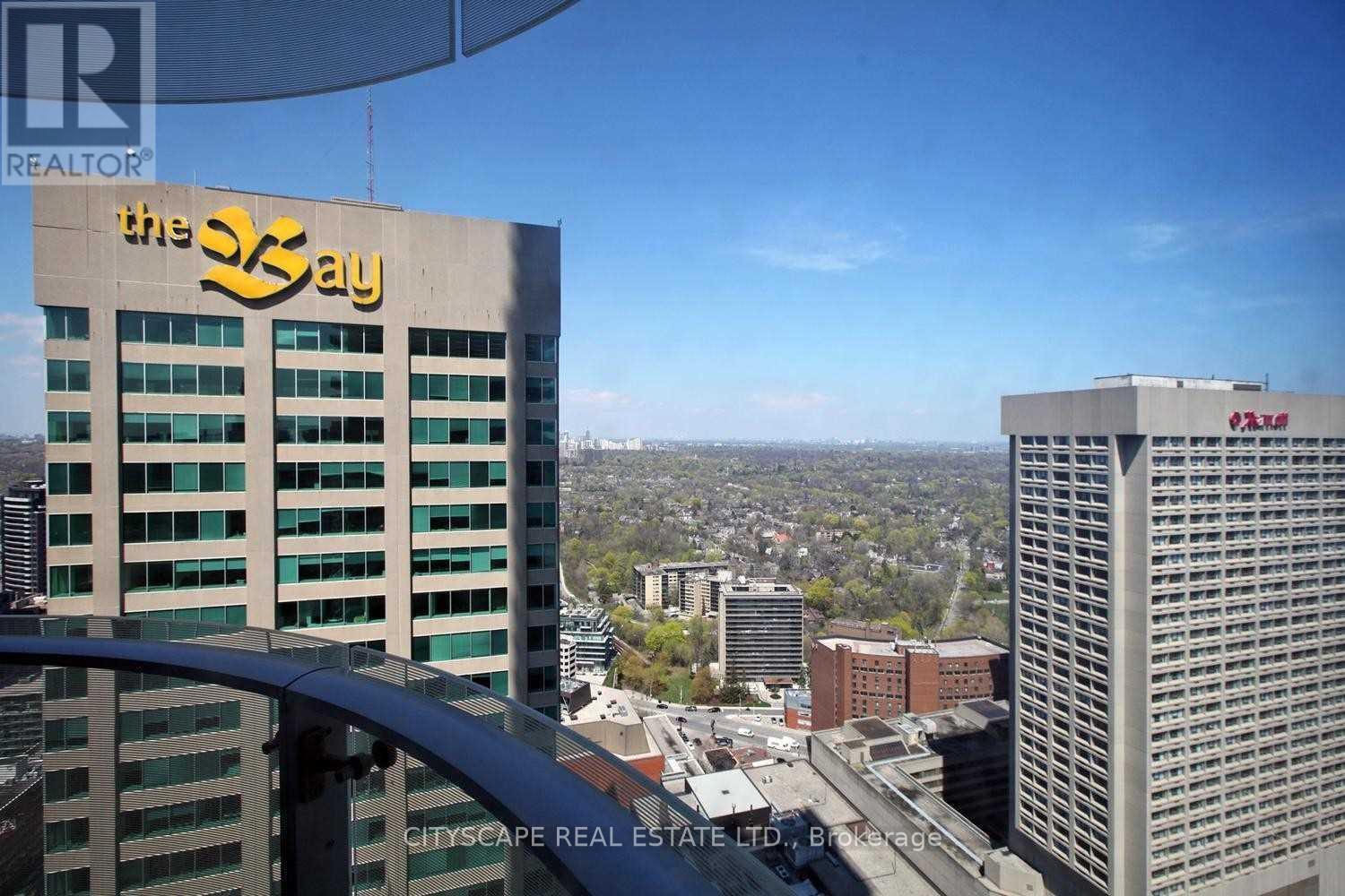 3512 - 1 Bloor Street E, Toronto, ON - Outdoor