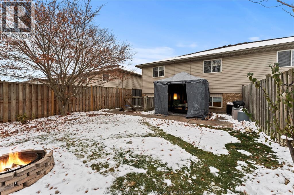 421 Merrill, Lasalle, ON - Outdoor