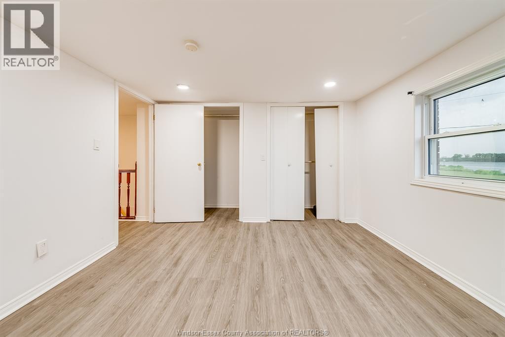 8057 Riverside Drive East, Windsor, ON - Indoor