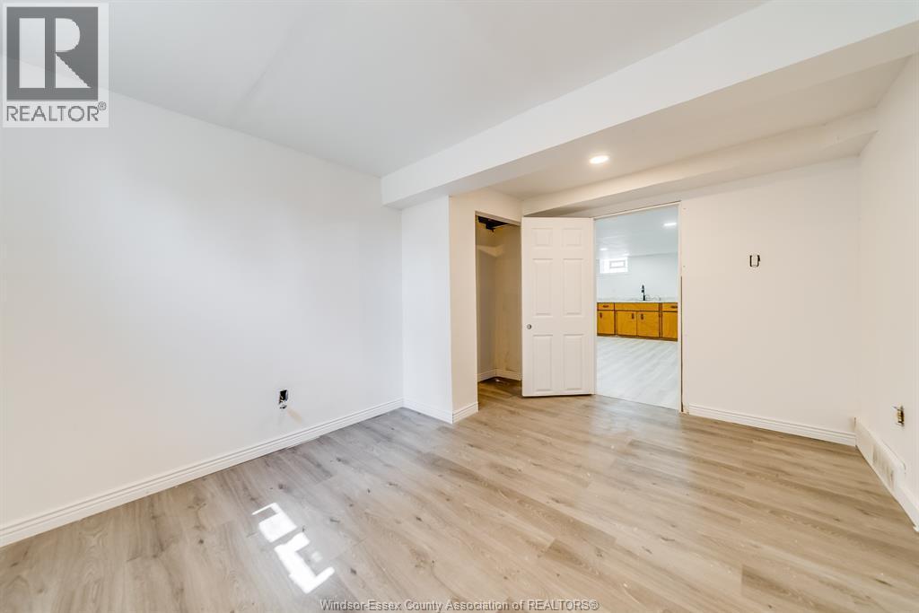 8057 Riverside Drive East, Windsor, ON - Indoor Photo Showing Other Room