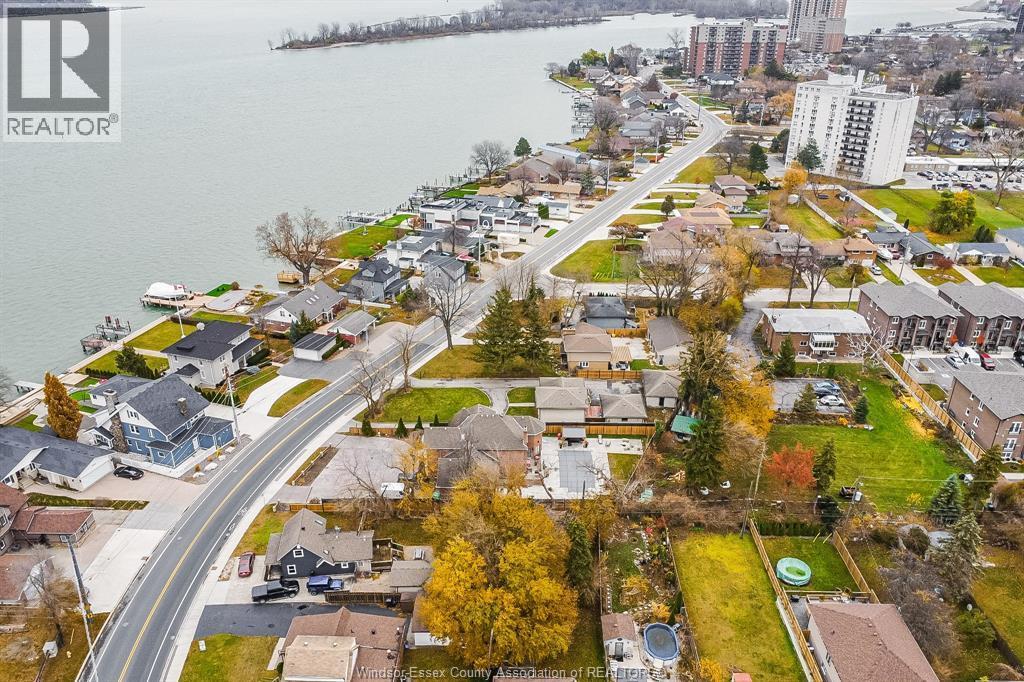 8057 Riverside Drive East, Windsor, ON - Outdoor With Body Of Water With View