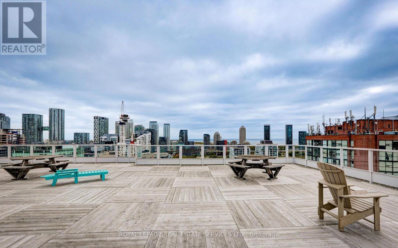 Ph13 - 700 King Street W, Toronto, ON - Outdoor With View