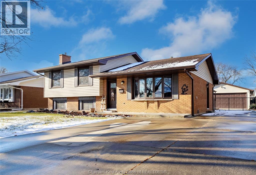 151 Baldoon Road, Chatham, ON - Outdoor