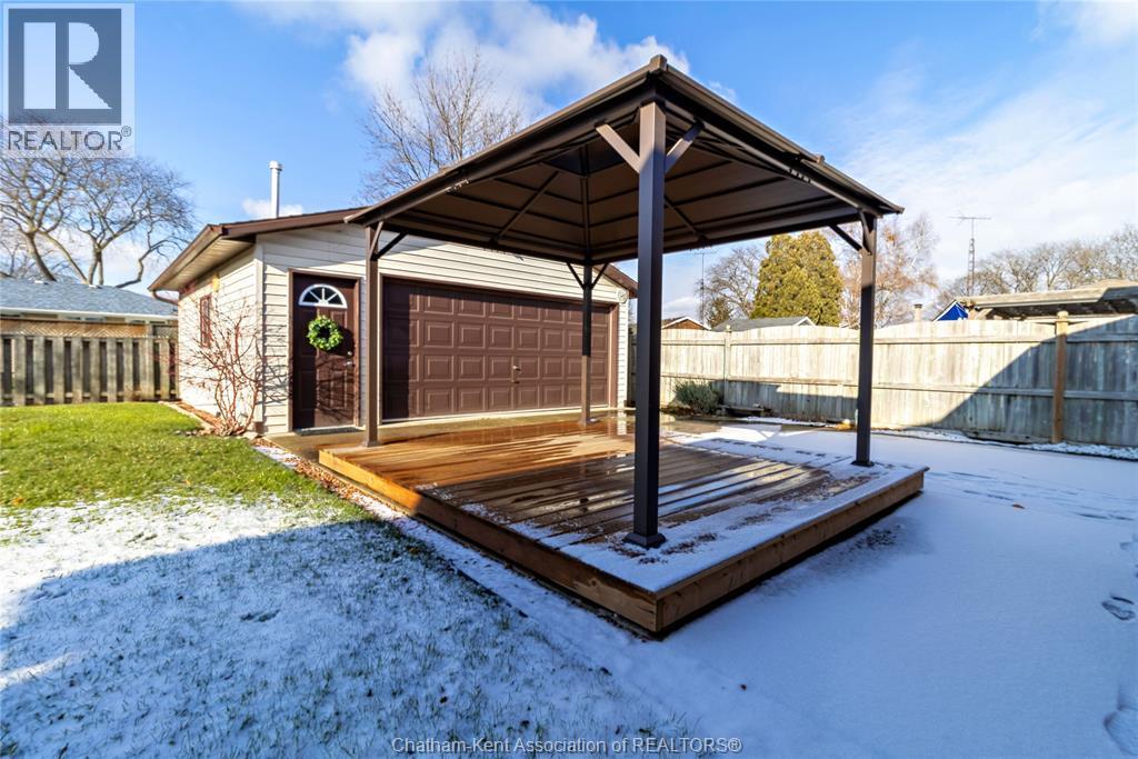 151 Baldoon Road, Chatham, ON - Outdoor