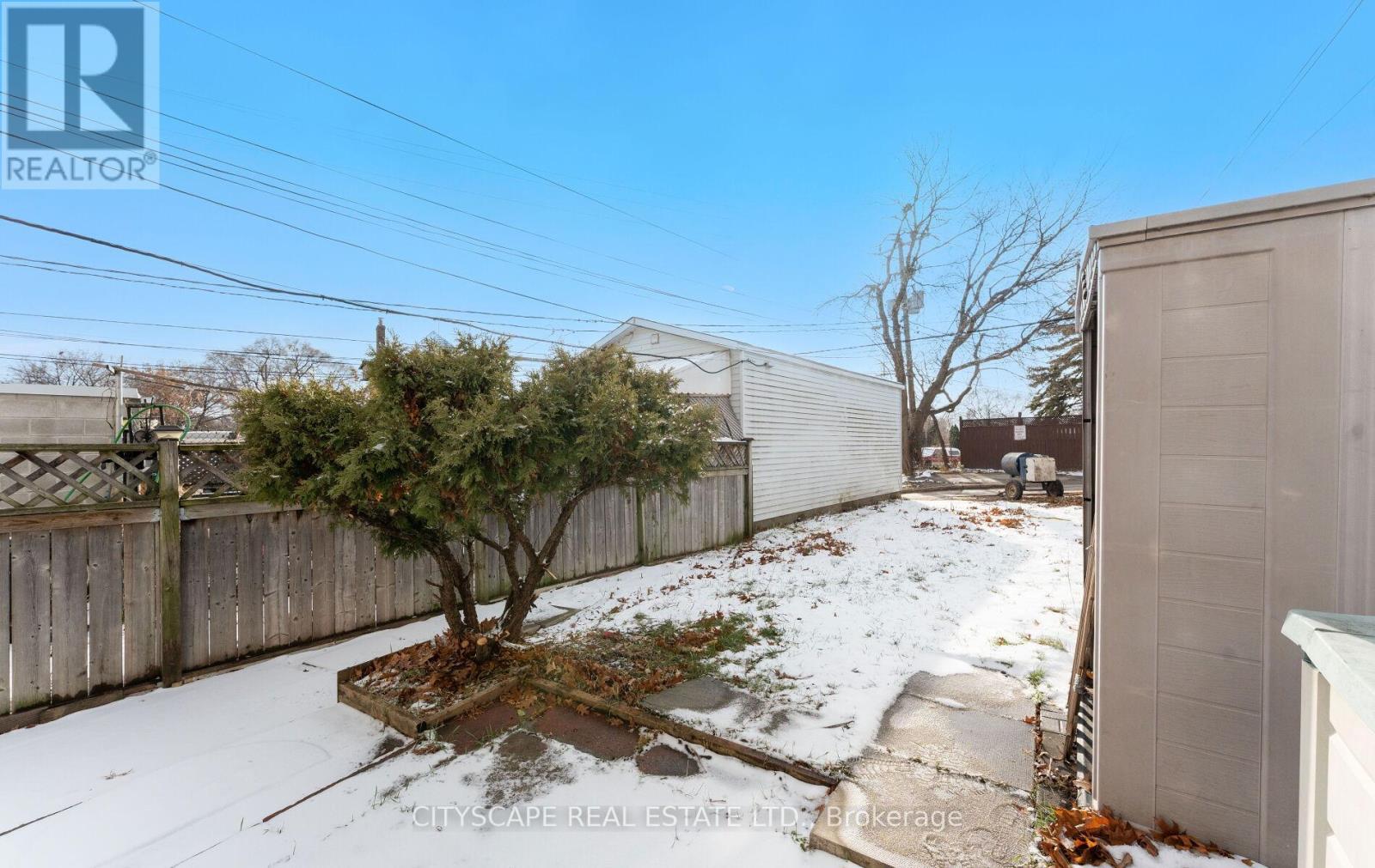 4 Lapp Street, Toronto, ON - Outdoor