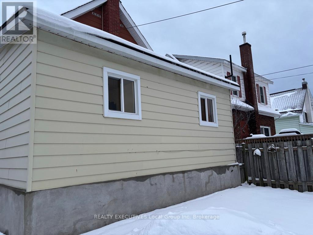 589 Douglas Street, North Bay (Central), ON - Outdoor With Exterior