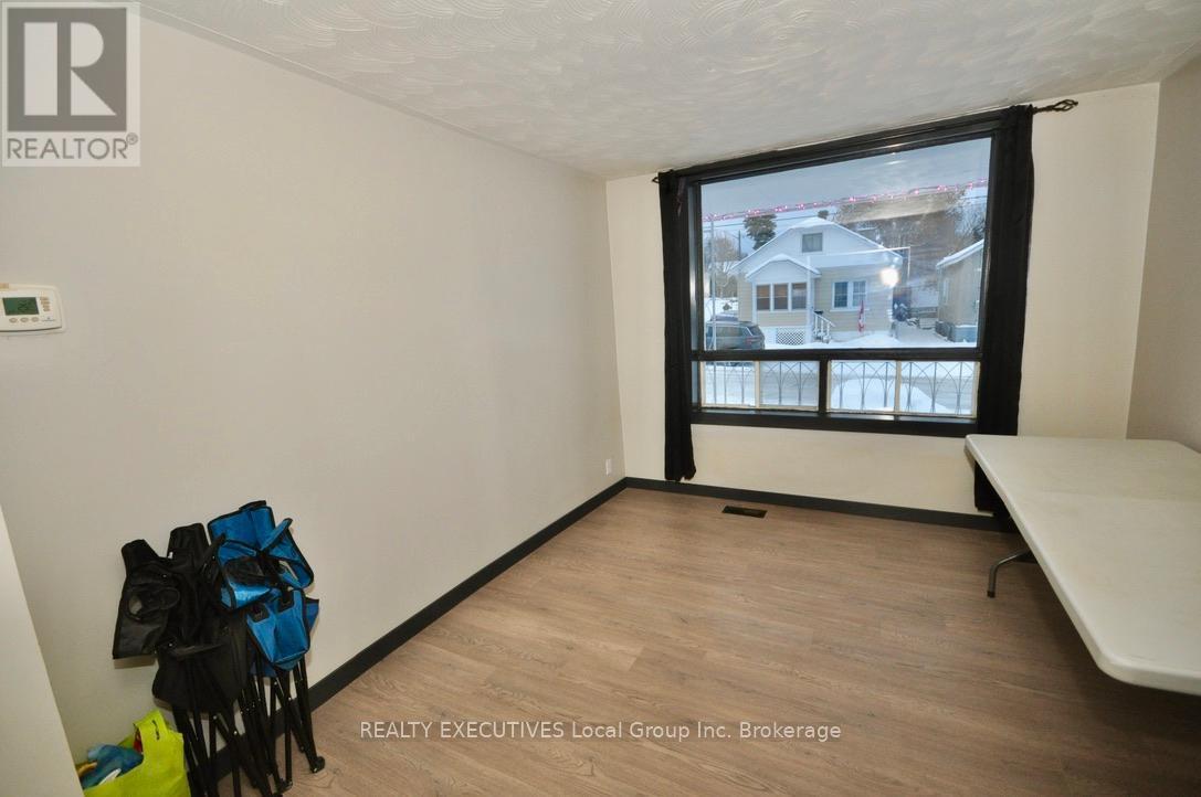 589 Douglas Street, North Bay (Central), ON - Indoor Photo Showing Other Room