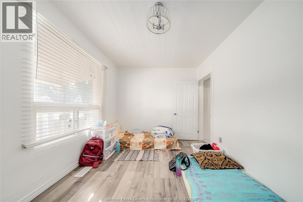 427 Bridge Avenue, Windsor, ON - Indoor