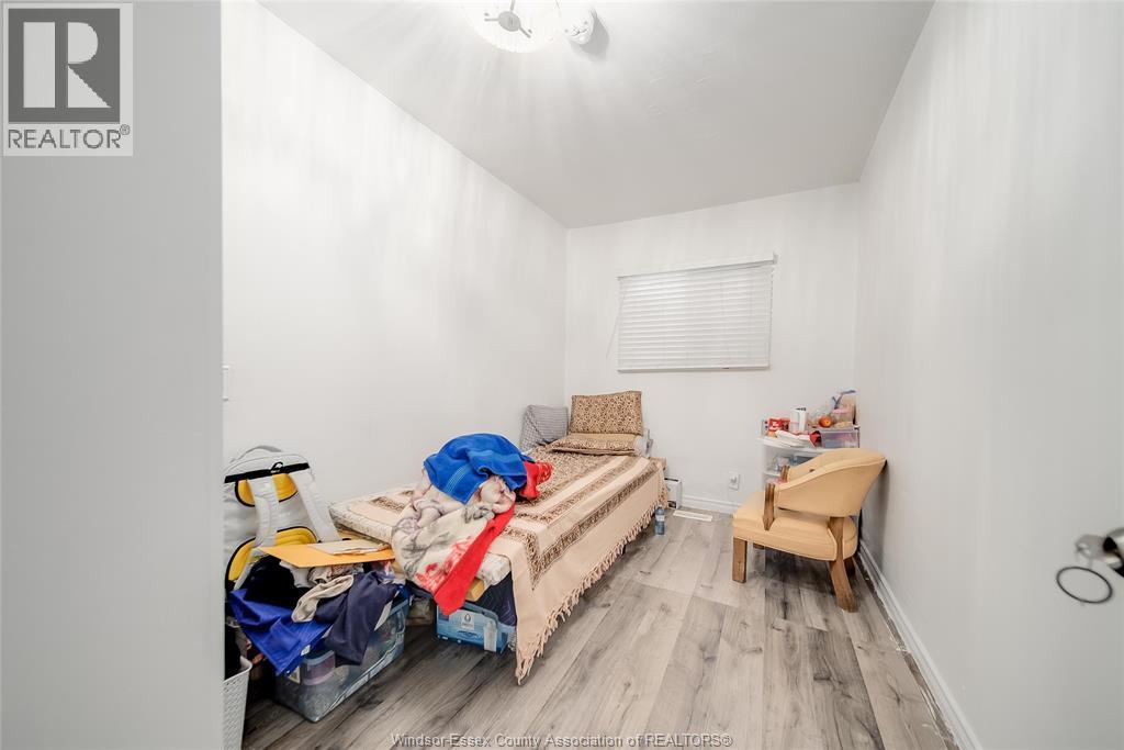 427 Bridge Avenue, Windsor, ON - Indoor Photo Showing Other Room