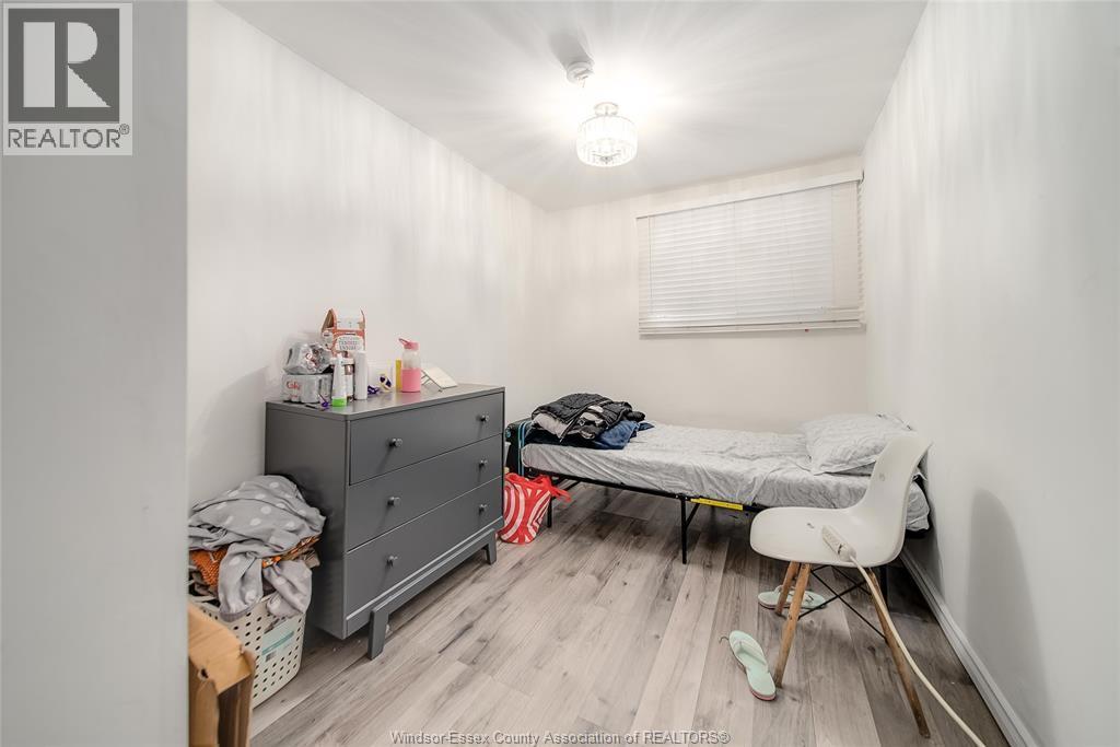 427 Bridge Avenue, Windsor, ON - Indoor