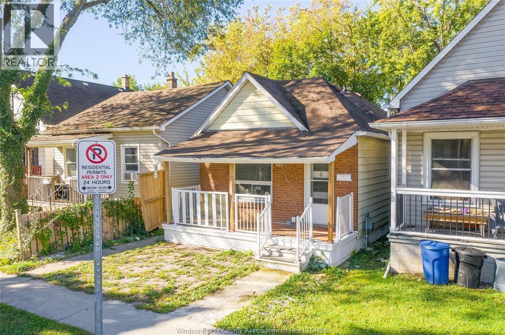 427 Bridge Avenue, Windsor, ON - Outdoor With Deck Patio Veranda