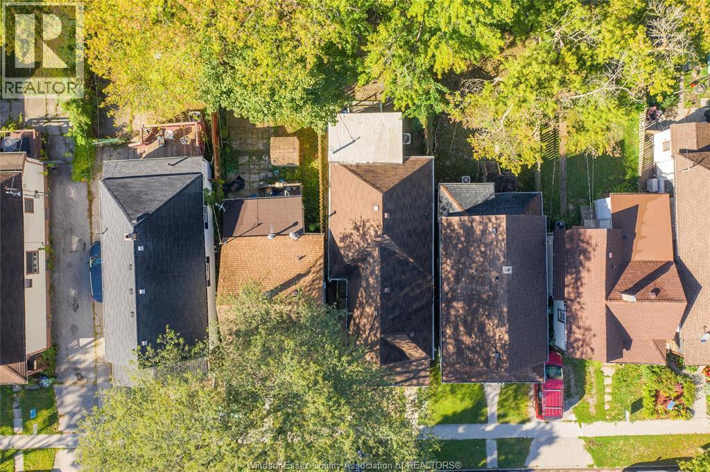 427 Bridge Avenue, Windsor, ON - Outdoor