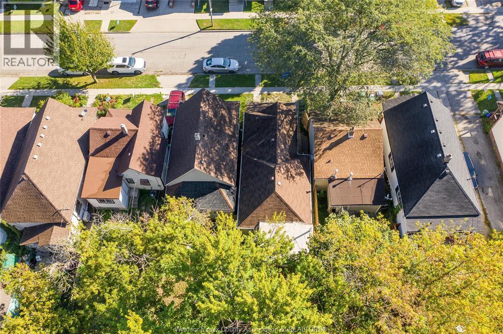 427 Bridge Avenue, Windsor, ON - Outdoor