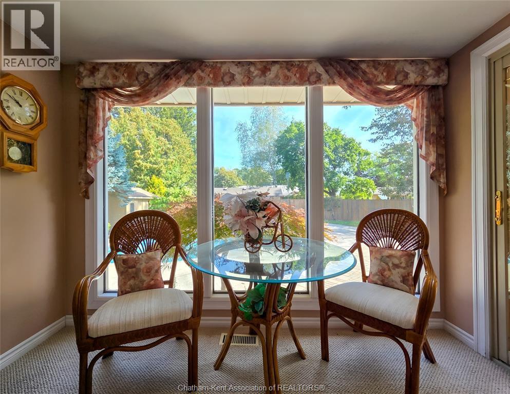 79 Lynnwood Avenue, Chatham, ON - Indoor