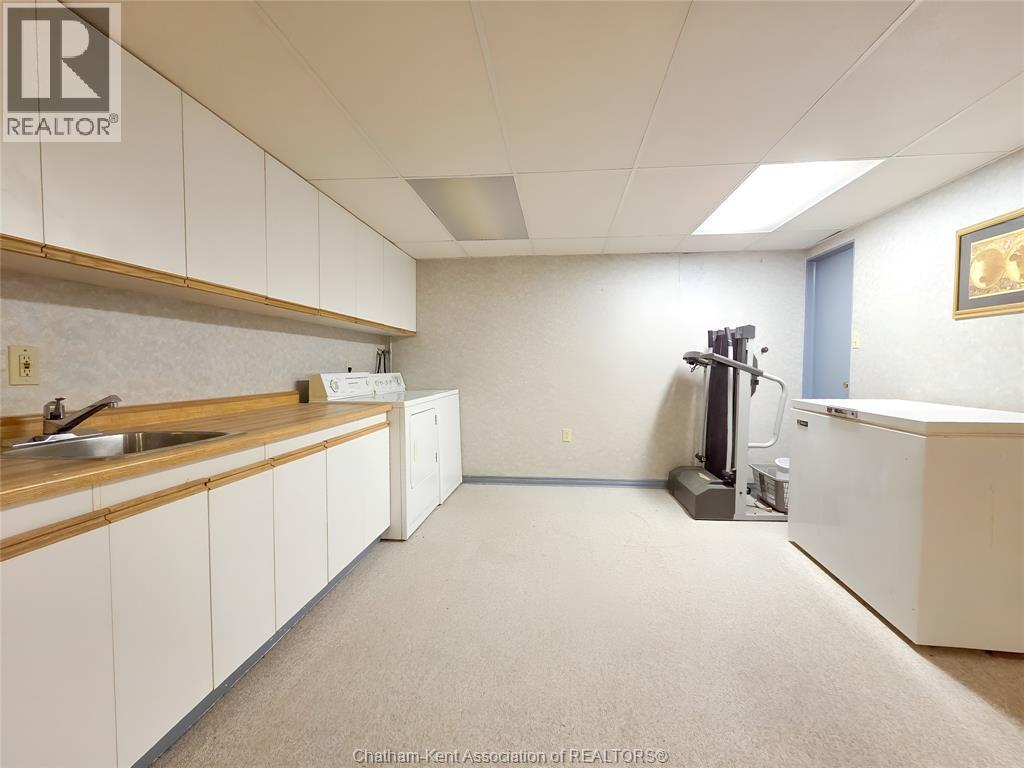 79 Lynnwood Avenue, Chatham, ON - Indoor Photo Showing Basement