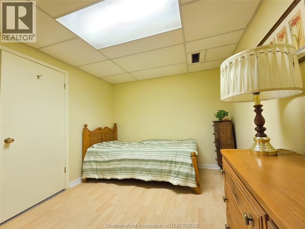 79 Lynnwood Avenue, Chatham, ON - Indoor Photo Showing Bedroom
