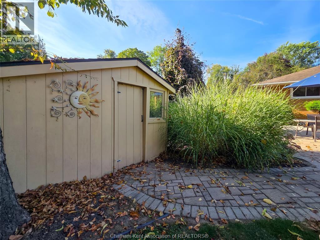 79 Lynnwood Avenue, Chatham, ON - Outdoor