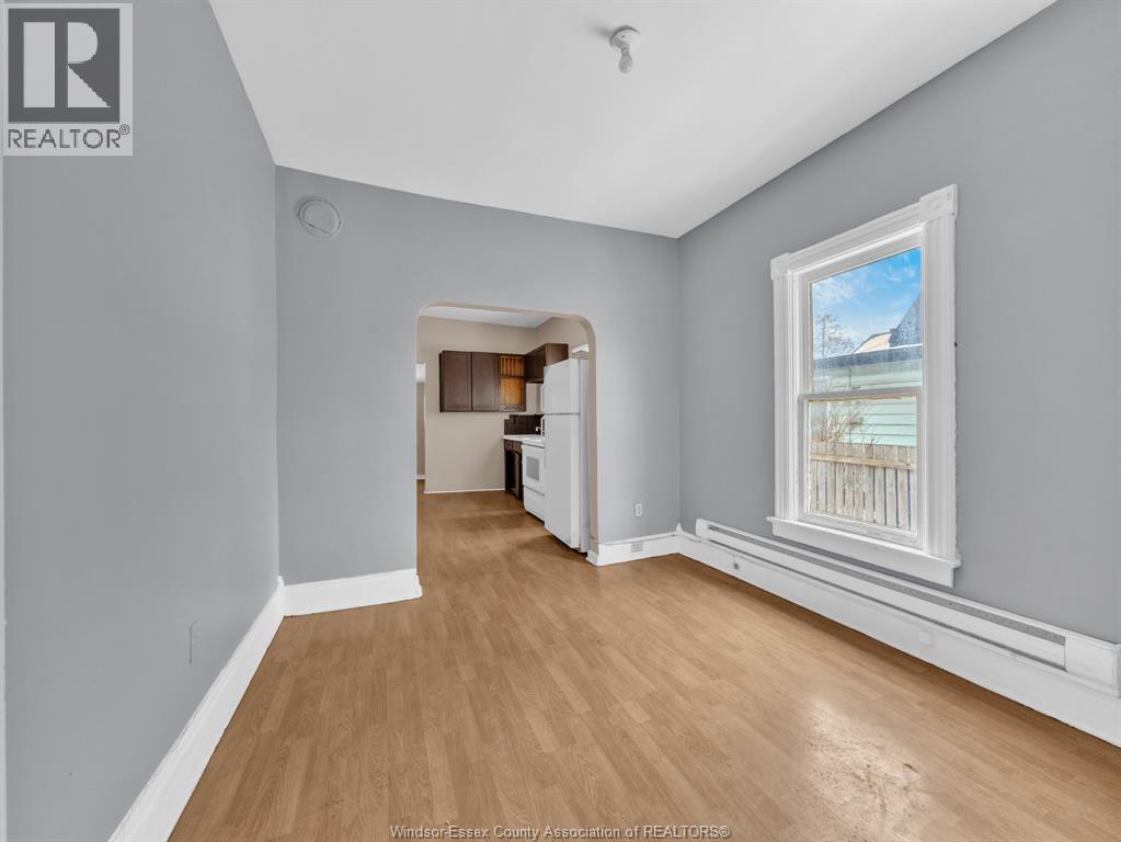 944 Maisonville, Windsor, ON - Indoor Photo Showing Other Room